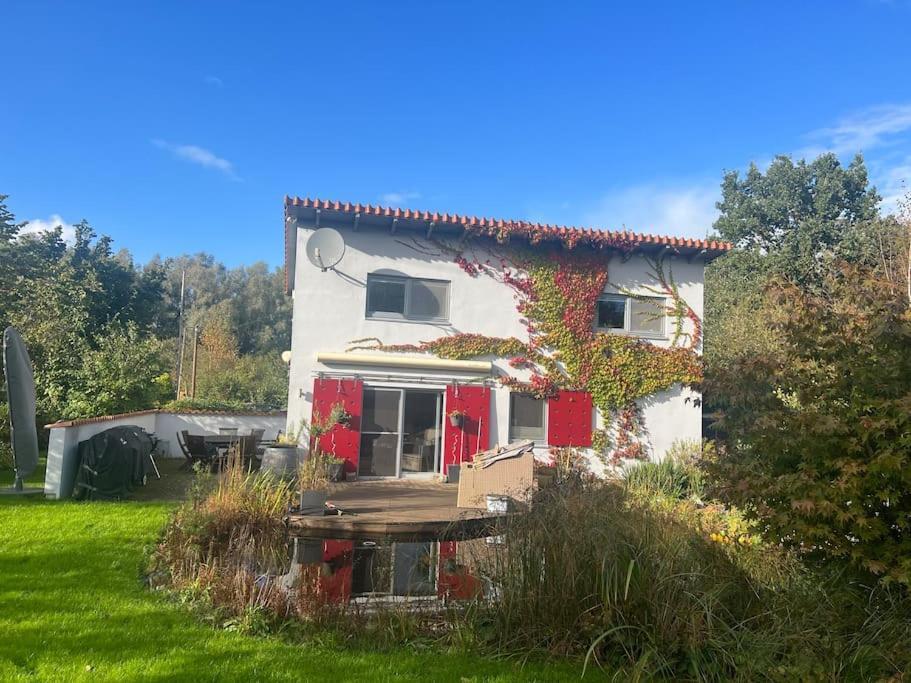 Luxurioeses Ferienhaus Am Ems Jade Kanal Sande Kültér fotó